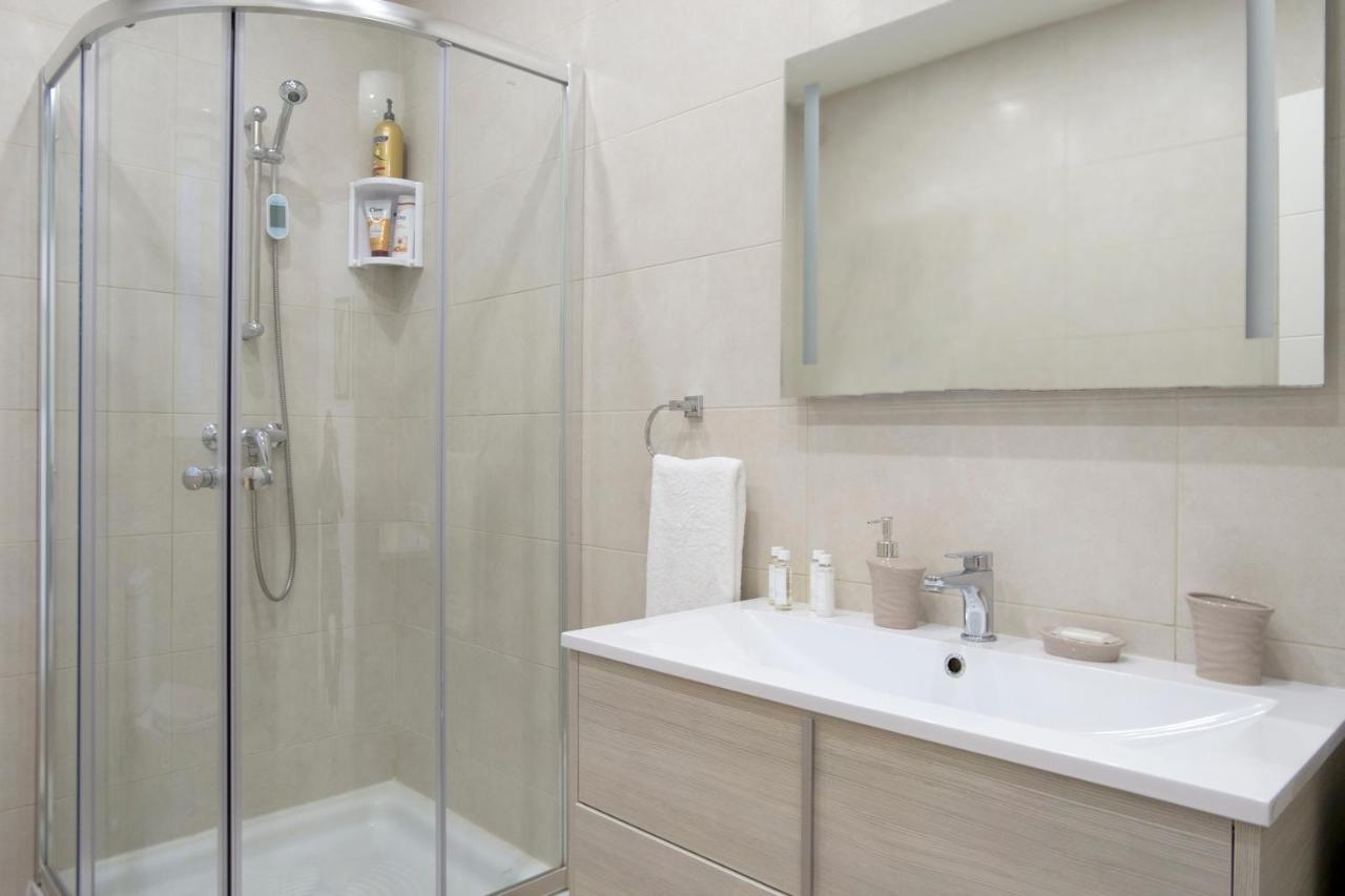Central Rooms - Near Valletta & Sliema - Best Bus Lines Hamrun Bagian luar foto