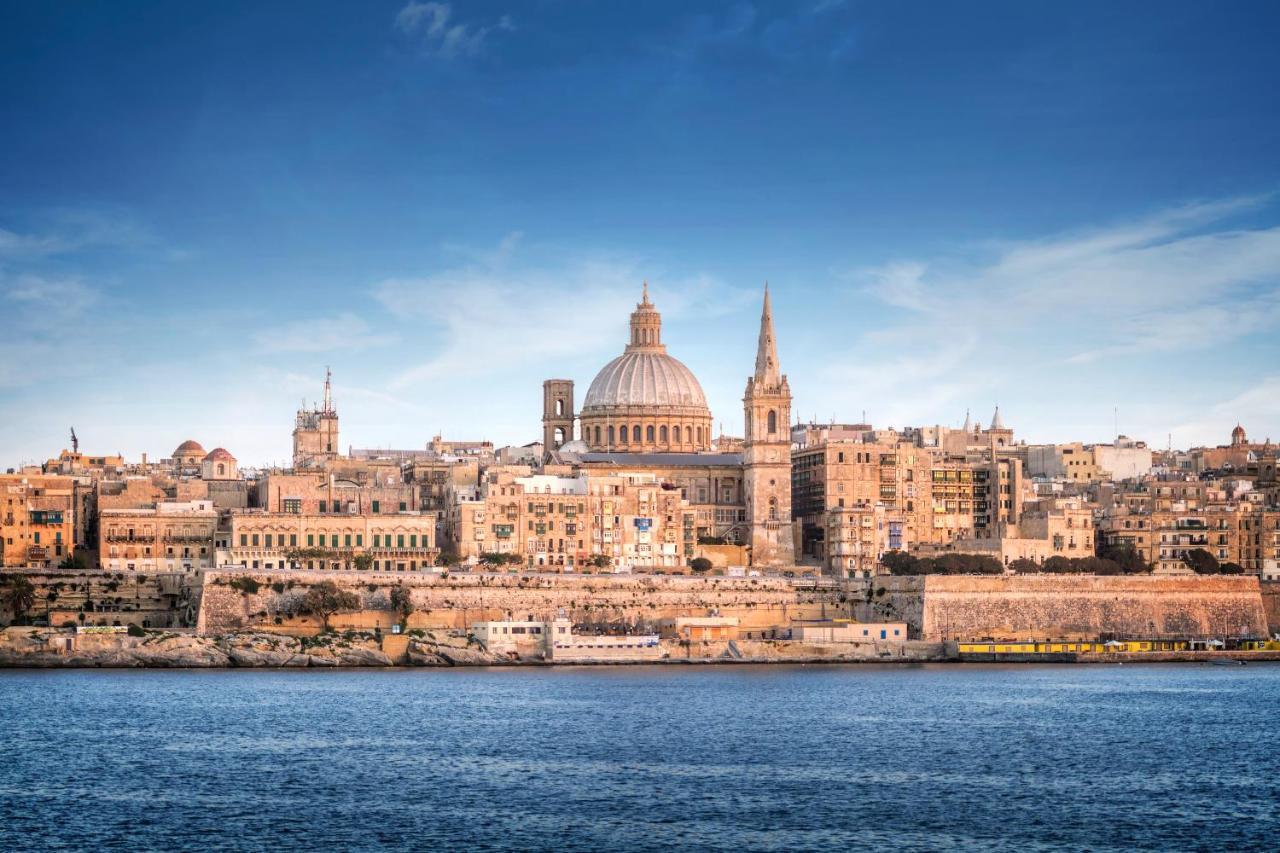 Central Rooms - Near Valletta & Sliema - Best Bus Lines Hamrun Bagian luar foto