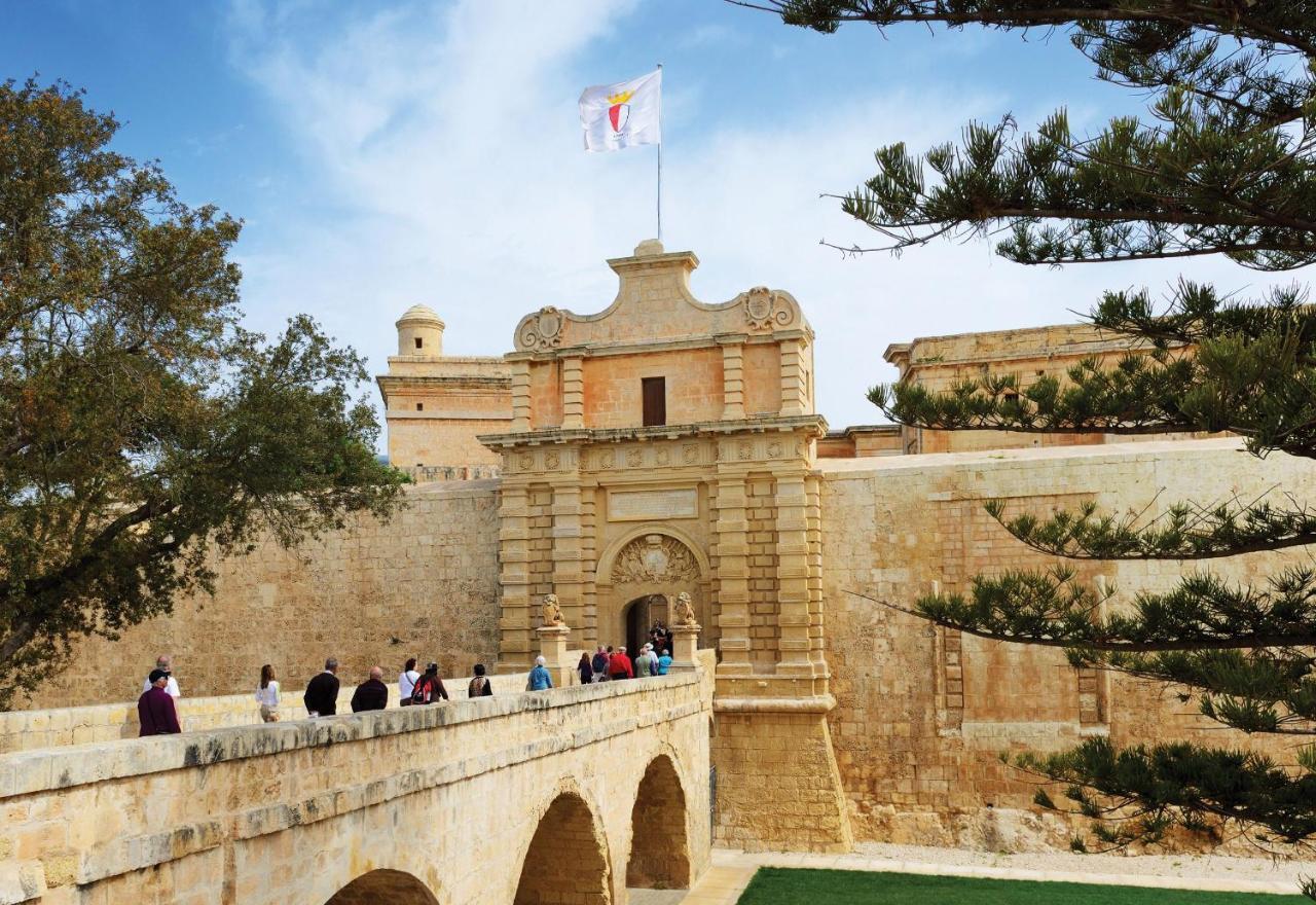 Central Rooms - Near Valletta & Sliema - Best Bus Lines Hamrun Bagian luar foto